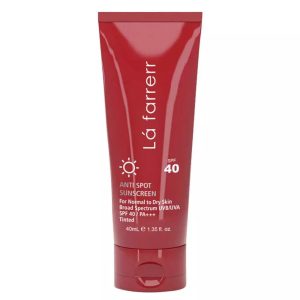 ضد آفتاب رنگی لافارر مناسب پوست چرب